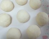 A picture of step 4 of Easy Hand Kneaded Bagel.