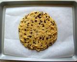 American Chocolate Chip Cookie Cake recipe step 4 photo