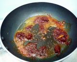 A picture of step 2 of Spicy Sauce/Sambal Sauce.
