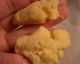 A picture of step 8 of Crispy Scones without Baking Powder.