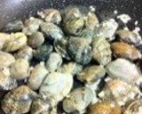 A picture of step 2 of Pasta With Manila Clams.