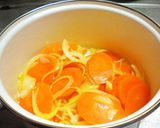 A picture of step 2 of Carrot and Nagaimo Yam Potage.