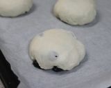 A picture of step 7 of Just Like Mame-Daifuku? Kuromame (Black Soy Bean) Bread with Anko and Rice Flour.