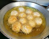 Foto langkah ke 4 dari resep Bakso goreng enakk.