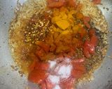 A picture of step 4 of Achari Aloo Baingan.