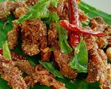 รูปขั้นตอนการทำที่ 4 ของ หมูคลุกฝุ่น (ลาบทอด)