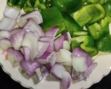 A picture of step 4 of Mutton Qeema, Green Bell Pepper And Onion.
