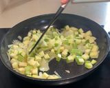 Foto del paso 3 de la receta: Alubias con calabacín