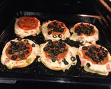 Foto del paso 5 de la receta: Pizzetas (Halluzzetas) rápidas