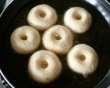 Foto langkah ke 3 dari resep Donat tape eggless.
