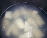 A picture of step 1 of Boiled Yam with Grilled Chicken Tomatoes Sauce.