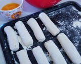 A picture of step 2 of Pempek or Mpek-mpek.