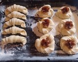 Foto del paso 8 de la receta: Facturas de manteca para el mate