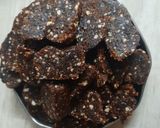 ખજૂર રોલ (Khajoor Roll Recipe In Gujarati) રેસીપી સ્ટેપ3ફોટો