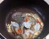 รูปขั้นตอนการทำที่ 4 ของ กระเจี๊ยบเขียวผัดกุ้ง