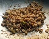 A picture of step 3 of Olive Spaghetti.