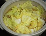 A picture of step 4 of Ultimate Japanese Hot Pot with Seafood.