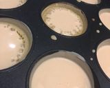 Foto langkah ke 5 dari resep Martabak Terang Bulan Mini Bekal Anak Sekolah.