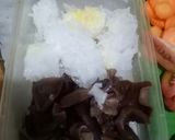 Foto langkah ke 2 dari resep Sup Bola Tahu dan Bakso.
