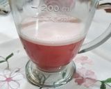 Foto langkah ke 3 dari resep Iced Sakura Latte.