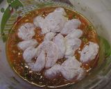 A picture of step 2 of Microwaved Shrimp with Chili Sauce.