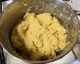 Vegán epres “túrógombóc” recept fázis 2 fotója