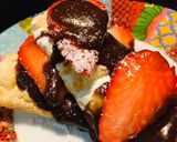 Foto del passaggio 3 della ricetta “Frappe” alle fragole e cioccolato (chiacchiere di Carnevale)