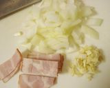 A picture of step 3 of Chowder-Like Pasta with Spring Cabbage and Clams.
