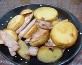 A picture of step 12 of New Potatoes and Pork with Rich Butter Soy Sauce.