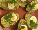 Foto del paso 3 de la receta: 🥑Aguacates rellenos de atún