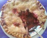 A picture of step 2 of Berry Sweet Pie.