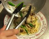 A picture of step 9 of Oyster Spaghetti.