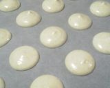 A picture of step 7 of My Vanilla Macarons à la Parisienne.