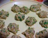 A picture of step 2 of Kofta Kabab.