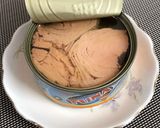A picture of step 1 of Tuna Chops.