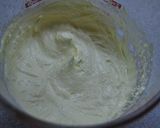 A picture of step 6 of American-style Carrot Cake.