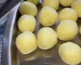 Foto del paso 3 de la receta: Bolitas de patata 🥔 3 quesos 🧀