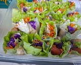 Foto langkah ke 4 dari resep Vietnam Spring Rolls.