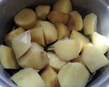 Foto langkah ke 1 dari resep Lumpia Ubi.