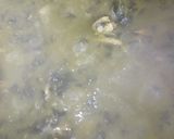 Foto del paso 2 de la receta: Pollo en cubitos con verdolagas y Salsita verde a la mario, s