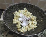 A picture of step 4 of Stir Fry Gobhi Manchurian 😋.