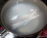 Foto del paso 1 de la receta: Filetes de gallo en salsa