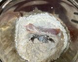 Hình bước làm 2 của món Cá Diêu Hồng Chiên Mè Cuốn Bánh Tráng Sắn