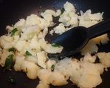 A picture of step 4 of Sabudana Momos.