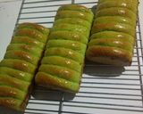 Foto langkah ke 7 dari resep Roti sisir pandan.