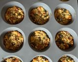 Foto del paso 3 de la receta: Galletas de almendras, coco y semillas con base de chocolate