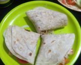 टैंगी वेजी रैप(Tangy Veggie Wrap recipe in hindi) रेसिपी चरण 4 फोटो