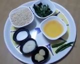 A picture of step 1 of Medhu vadai / Urad Vadai.