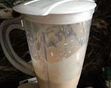 A picture of step 2 of Mango banana smoothie.