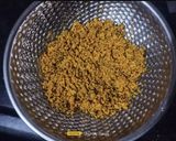A picture of step 2 of Kathiyawadi Red Chilli Pickle.